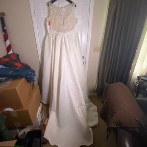 Austin Avery Ivory Wedding Dress